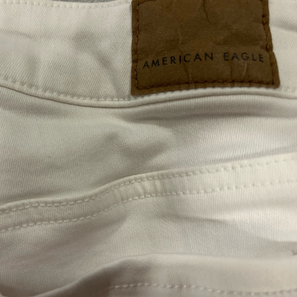 American Eagle Outfitters Women’s White Denim Skinny Jeans Sz. 2-Reg. - Picture 5 of 9